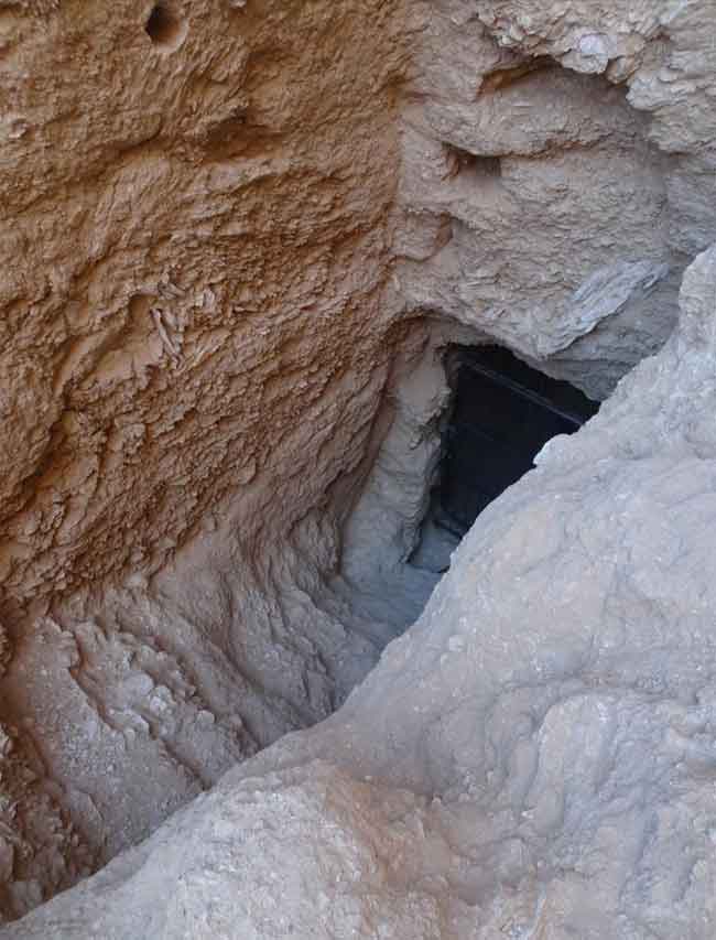 The entrance to the Tomb of Thutmose II